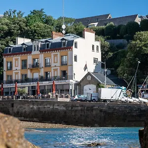 De La Vallee Hotel